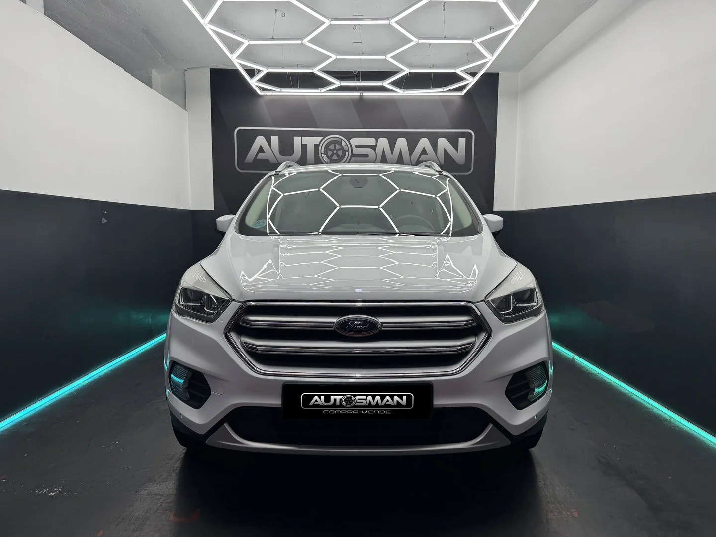 FORD Kuga 2.0 TDCi 4x4 ASS Titanium 2017 Diésel Blanco - Motor